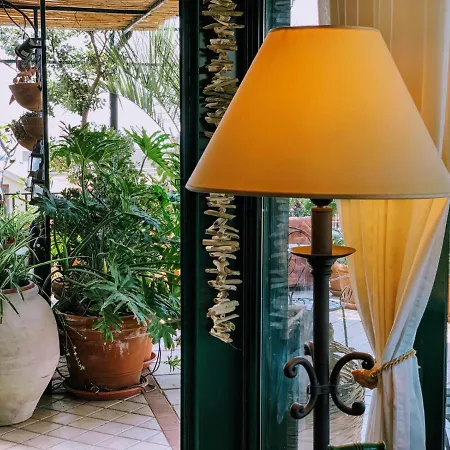 Terrazza Pavone * Ачи Костелло