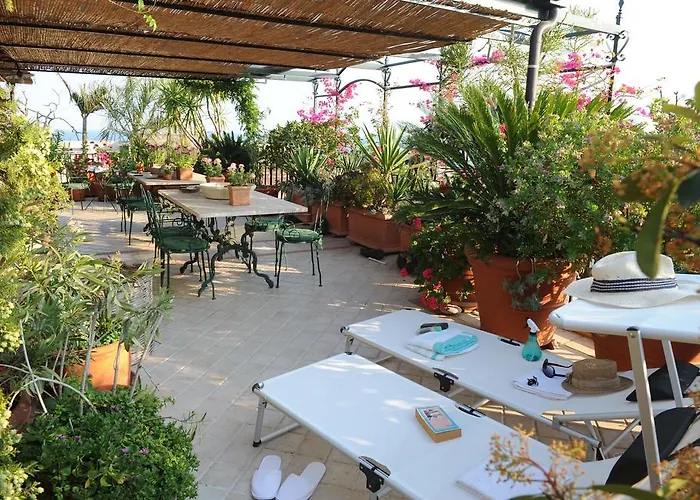 Apartment Terrazza Pavone Aci Castello