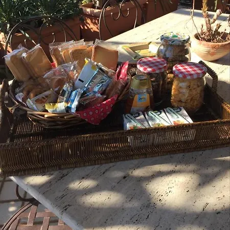 Terrazza Pavone شقة آتْشّي كاستيلّو