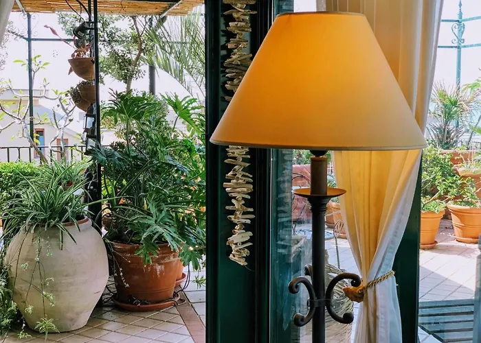 Terrazza Pavone * Aci Castello